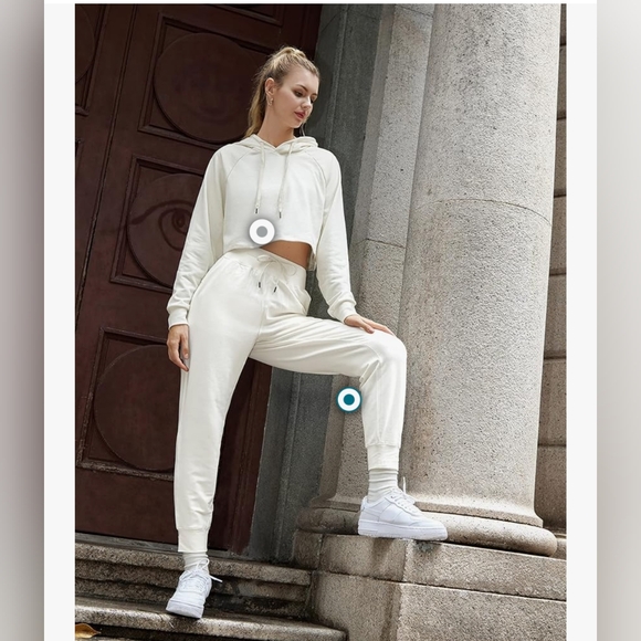 NWT CRZ Yoga White Cream Crop Hoodie Size M Medium - Picture 3 of 10